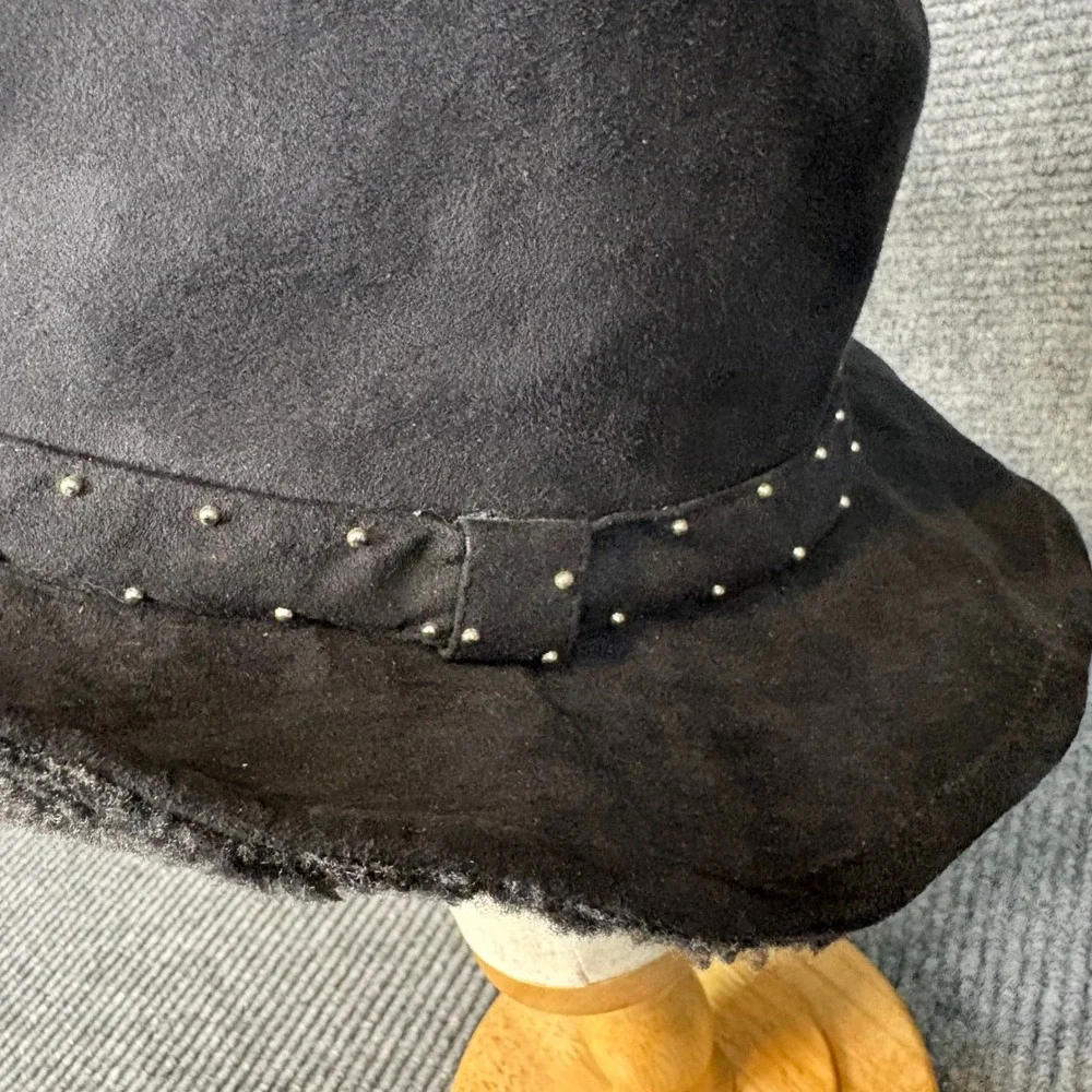 Scala Pronto Black Faux Suede Western Cowboy Hat Sherpa Trim Studded Band OS